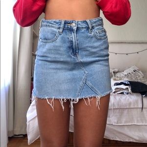 Denim mini skirt!